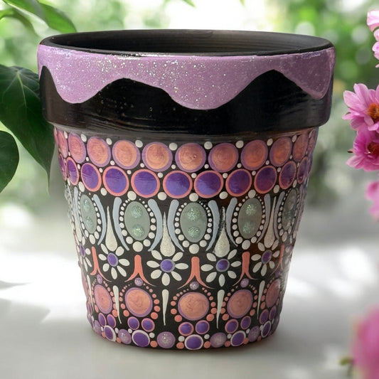 Planter/Pot: Terracotta
