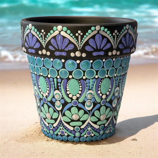 Planter/Pot: Terracotta