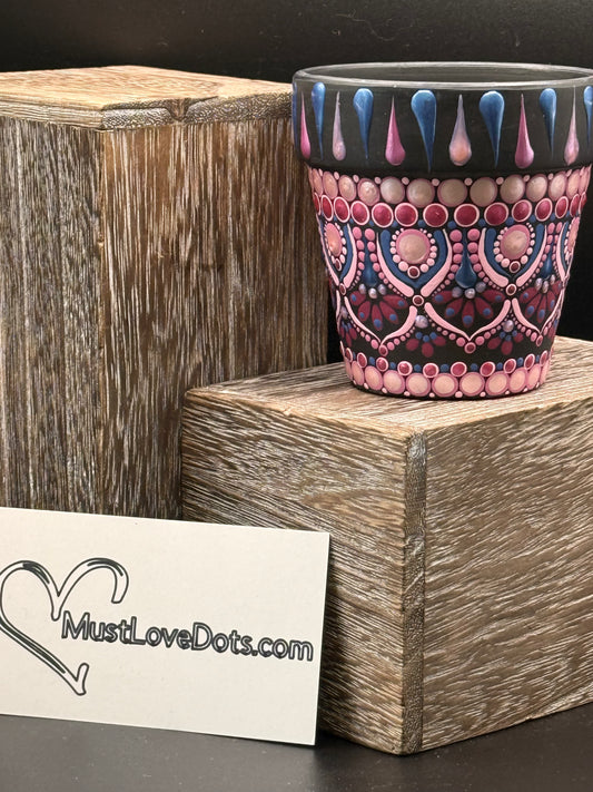 Planter/Pot: Terracotta